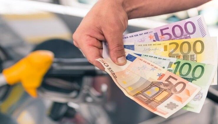 Bonus benzina 200 euro