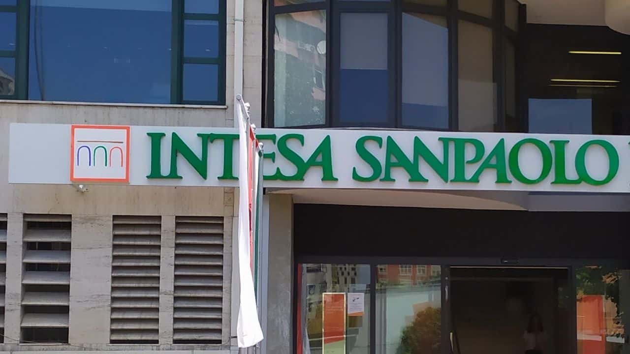 Urgent announcement to all customers of Banca Intesa San Paolo: what’s going on