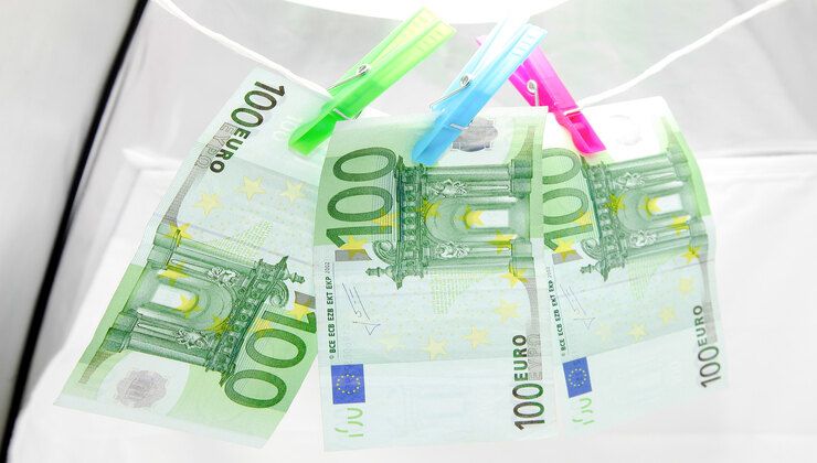 Assegno sale a 290 euro