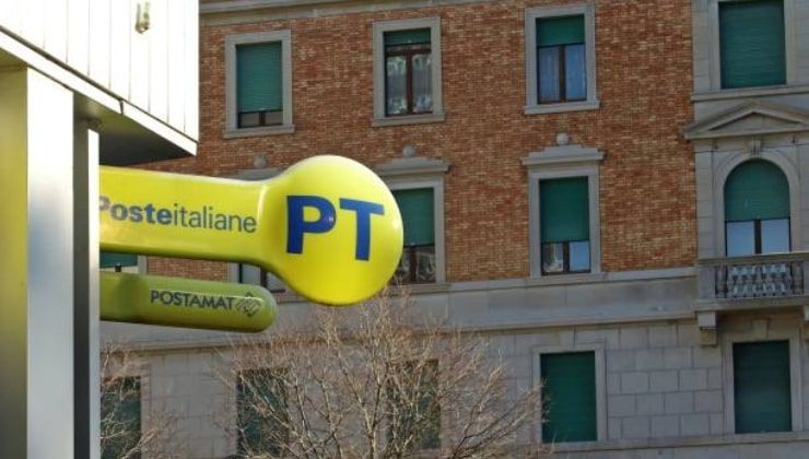 Contratti per i lavoratori di Poste Italiane