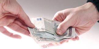 Scambio di denaro