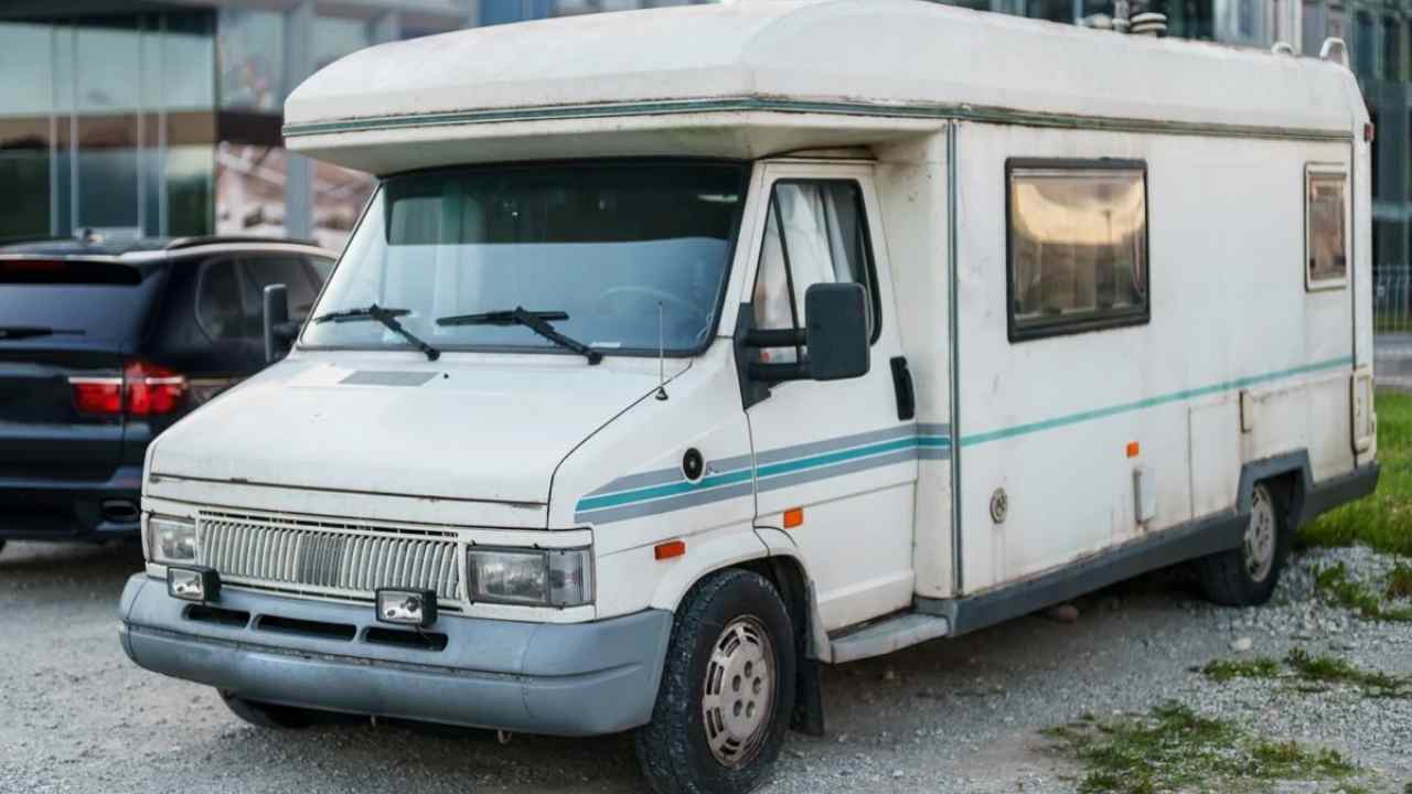 Parcheggio camper in zona condominiale